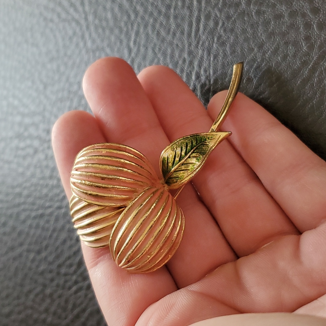 Vtg Brooch